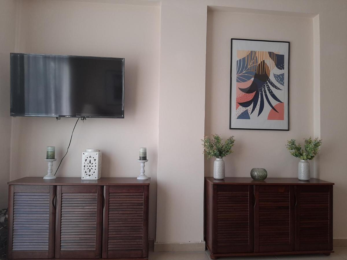 Maya*S Comfortable Apartment! Paphos Bagian luar foto